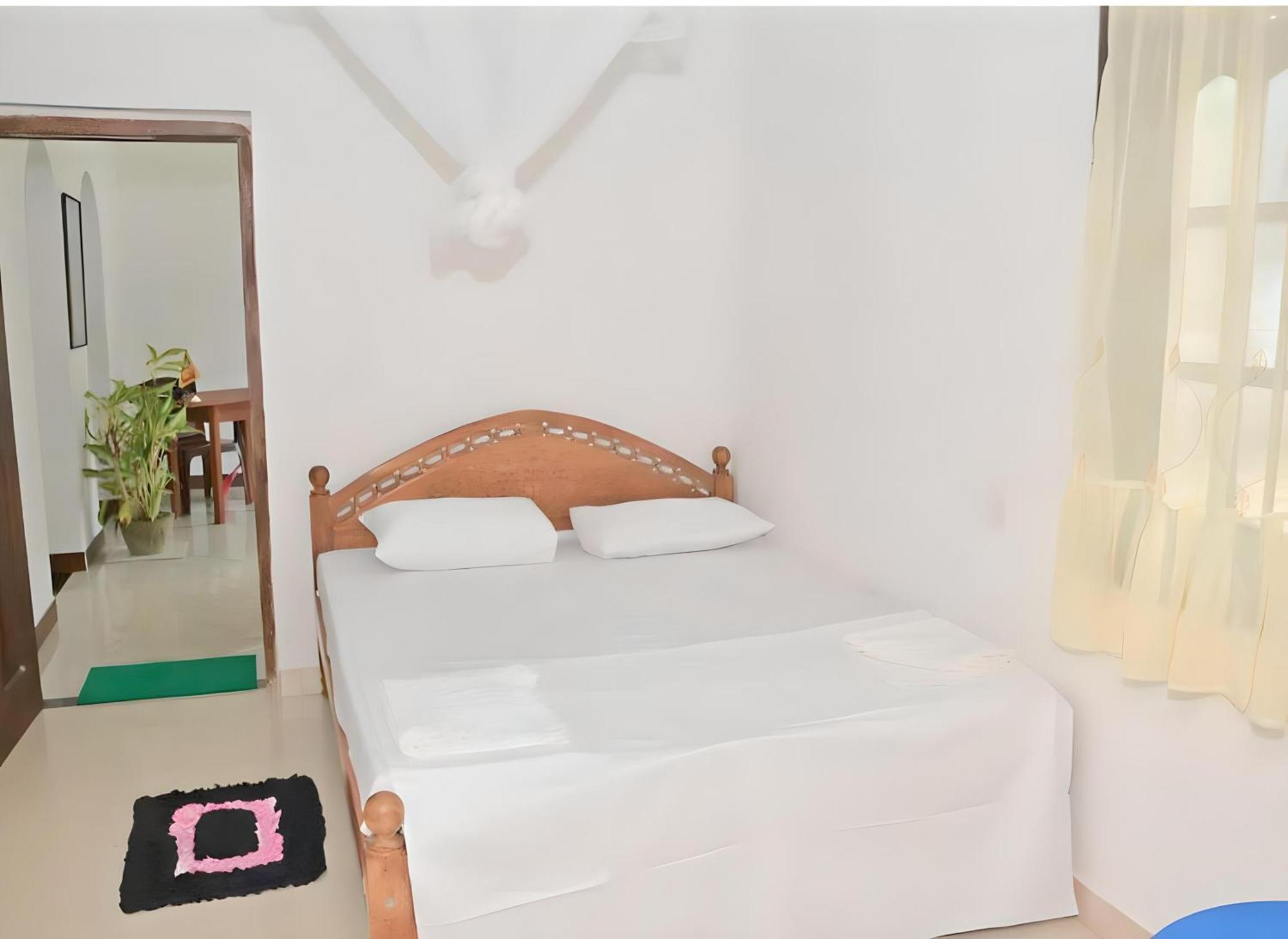 Traveller'S Hostel Hikkaduwa Kültér fotó
